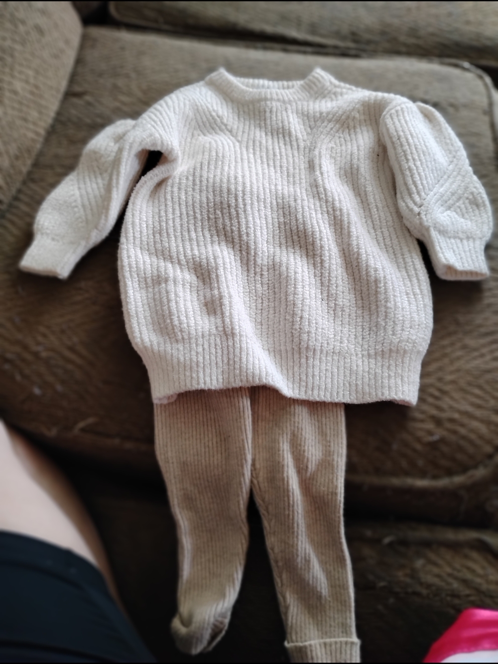 Infant Girls' Old Navy Cream Ribbed Knit Sweater and Leggings Set